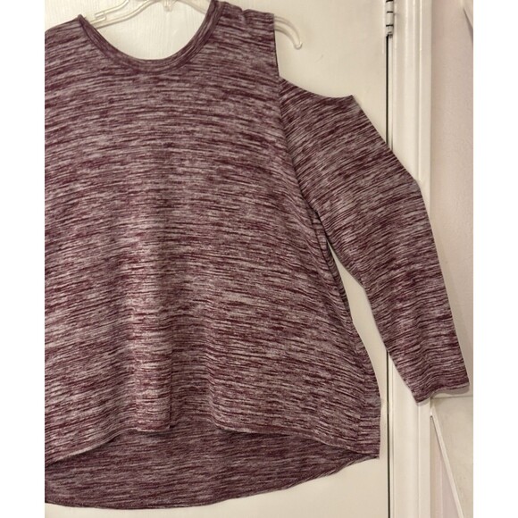 Xersion Red & White 2X Long Sleeve Shoulder Cut Shirt Womens - Picture 7 of 10